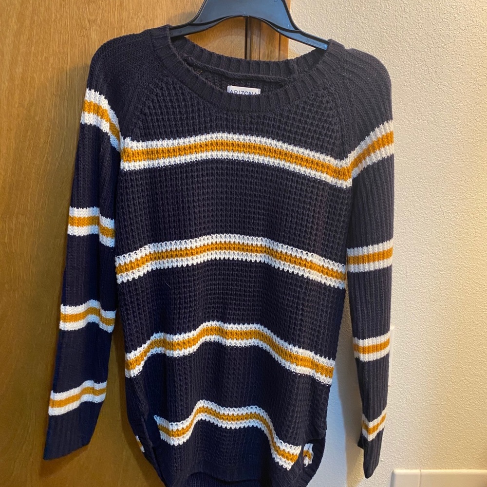 Arizona Jean Co sweater
